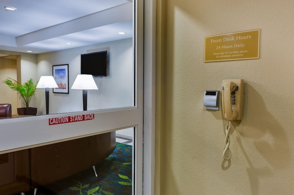 Candlewood Suites Tucson By Ihg Экстерьер фото