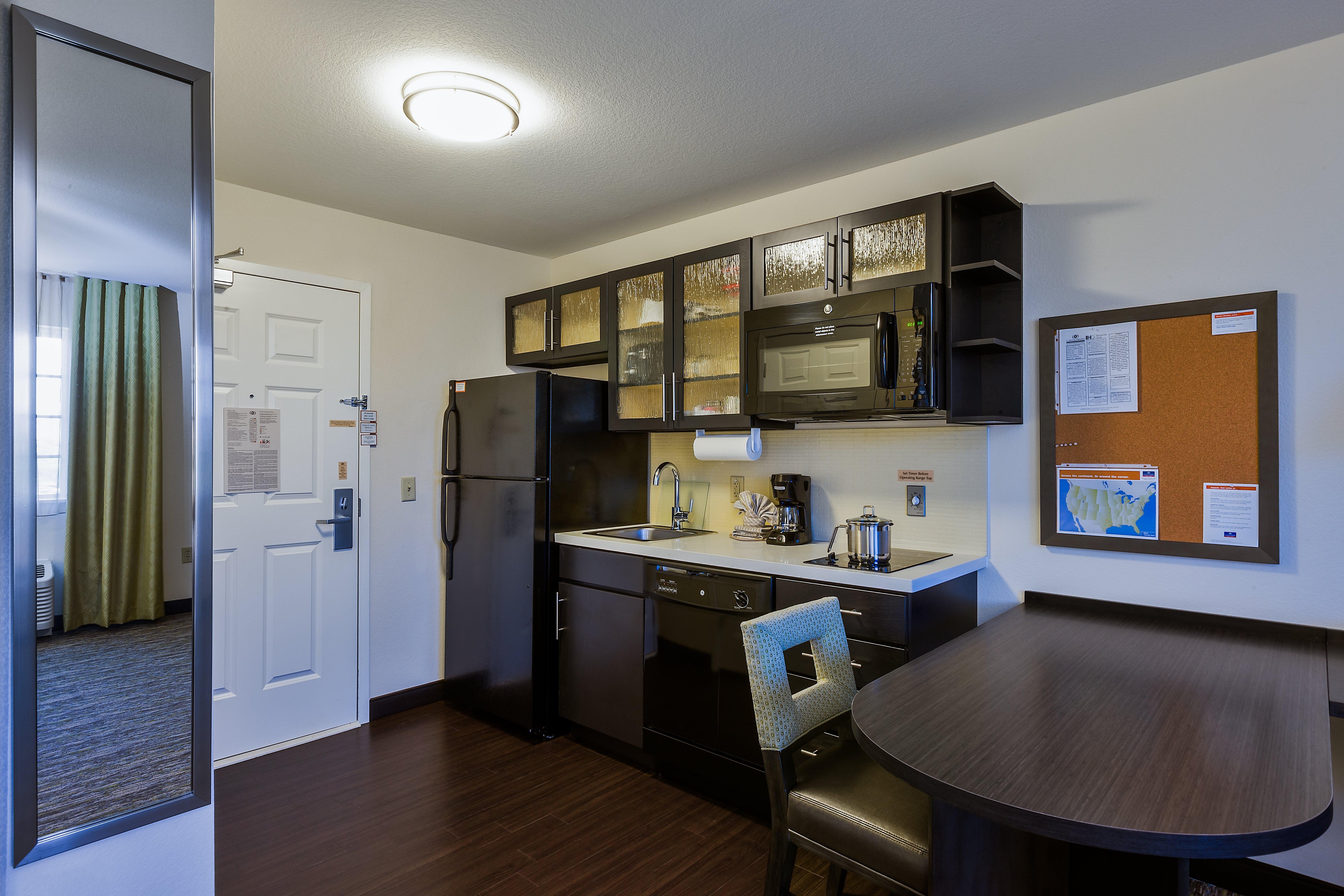 Candlewood Suites Tucson By Ihg Экстерьер фото
